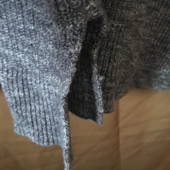 LANE BRYANT PULLOVER SWEATER - Picture 5 of 7